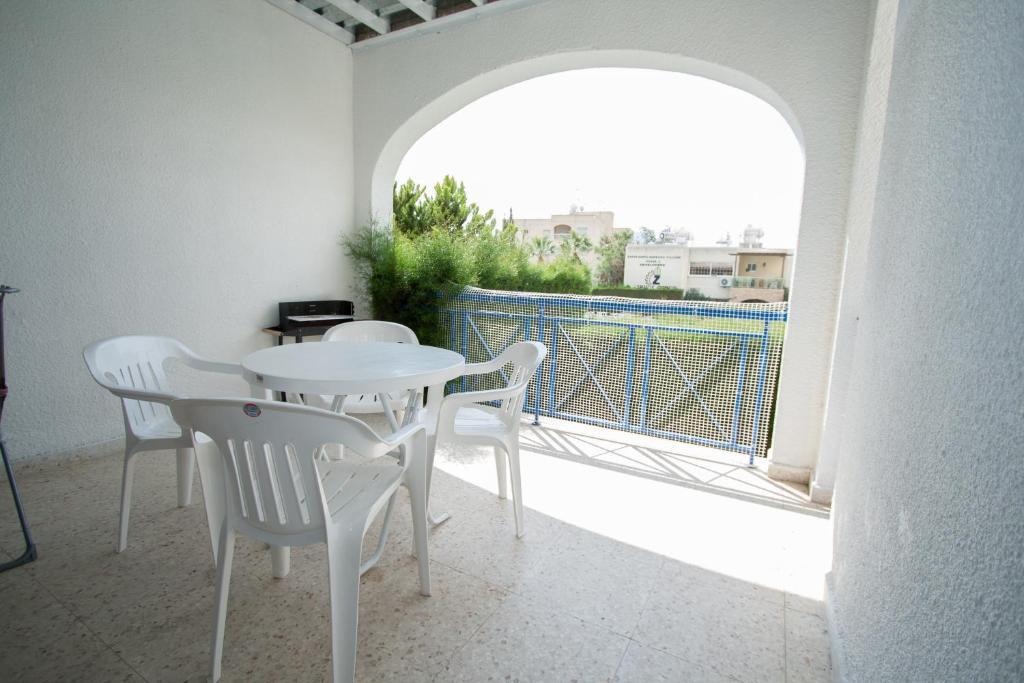 Apartamento Santa Barbara Complex Limassol Habitación foto