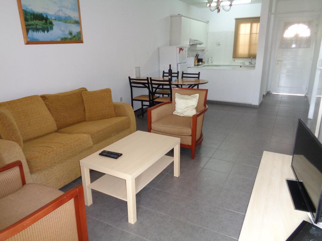 Apartamento Santa Barbara Complex Limassol Exterior foto