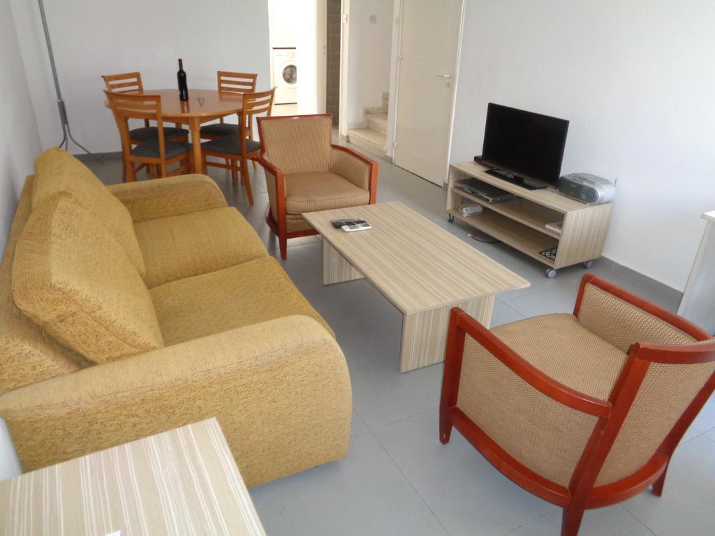 Apartamento Santa Barbara Complex Limassol Exterior foto